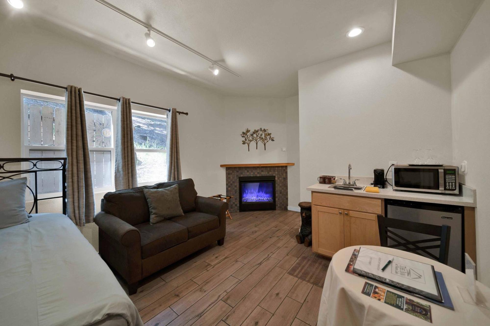The Inn At Shasta Lake Lakehead Eksteriør billede